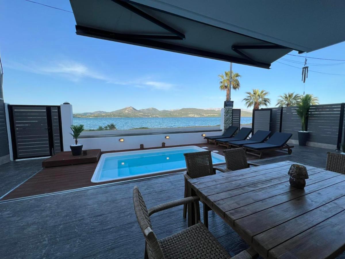 Апартаменты Ionian Hospitality Πολυνοη Лигия Экстерьер фото